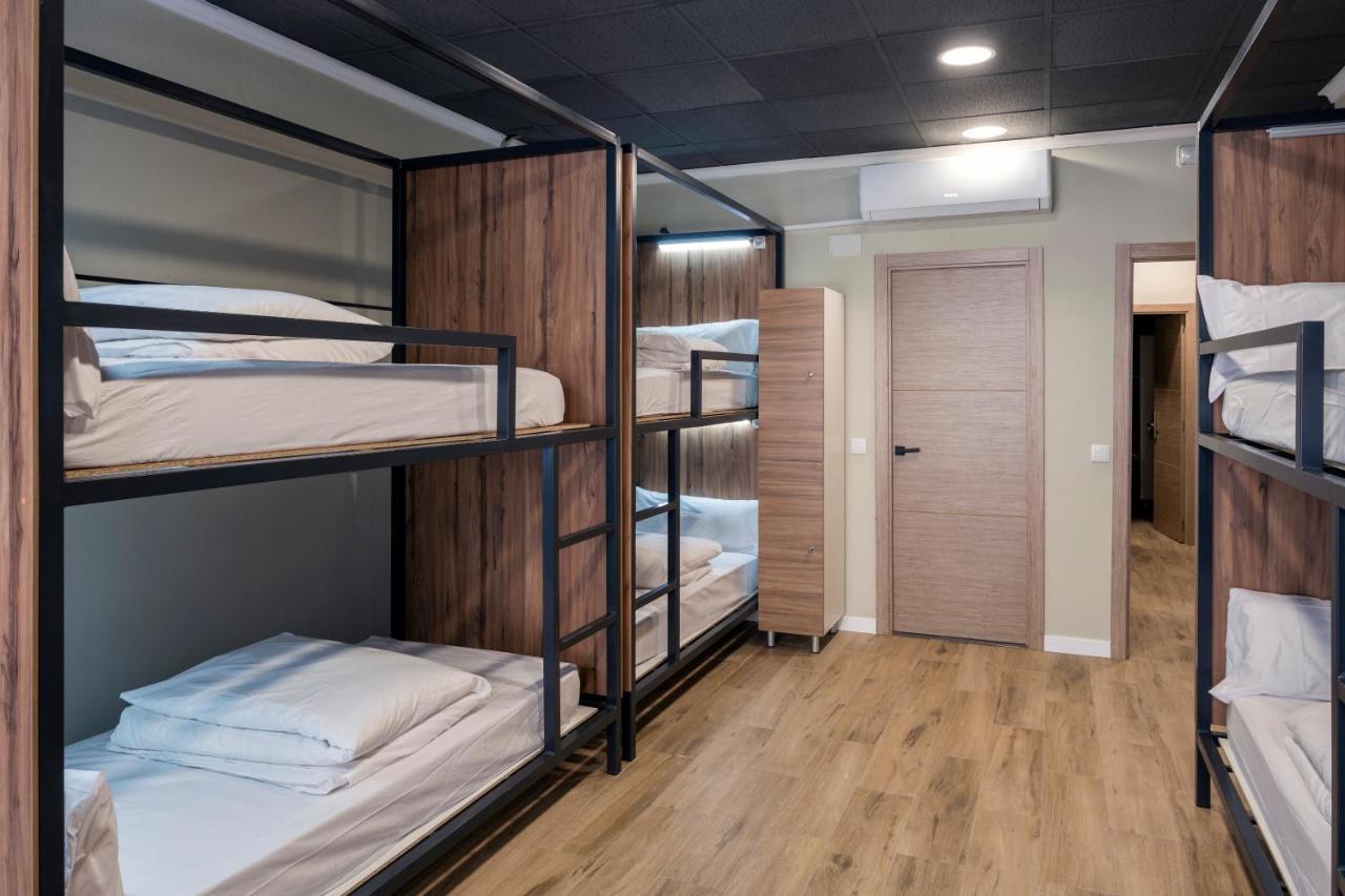 Som Hostel By The Venue Βαλένθια Εξωτερικό φωτογραφία