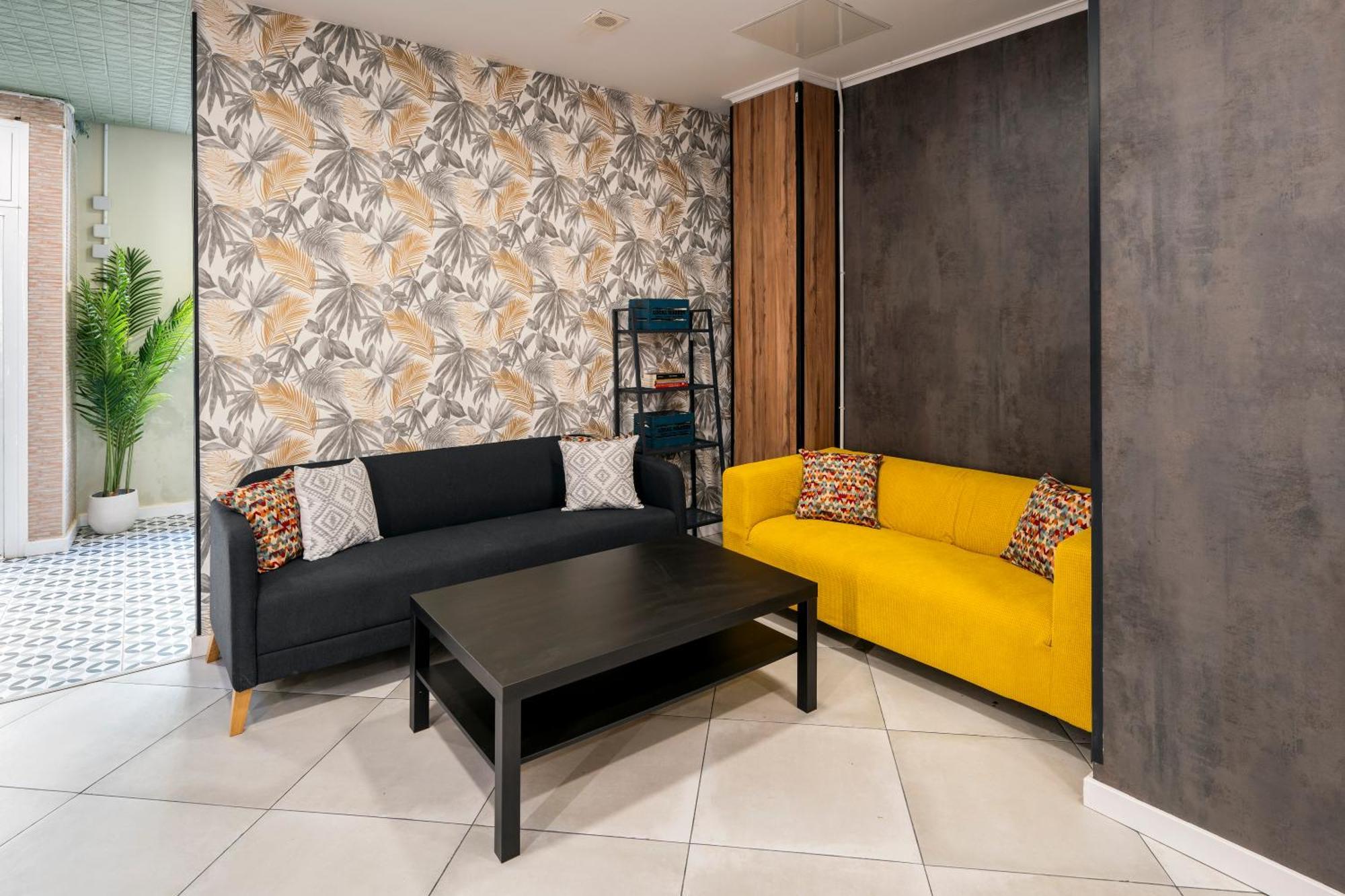 Som Hostel By The Venue Βαλένθια Εξωτερικό φωτογραφία