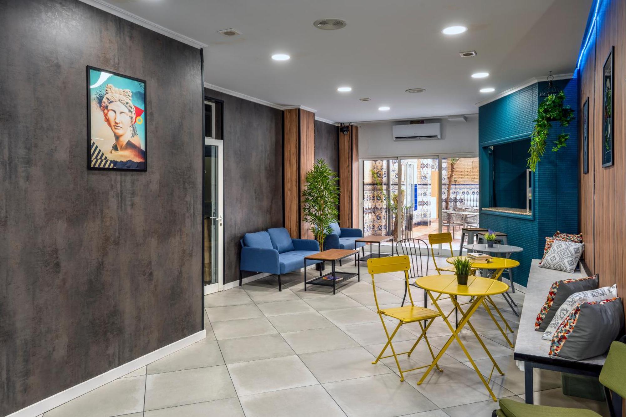 Som Hostel By The Venue Βαλένθια Εξωτερικό φωτογραφία